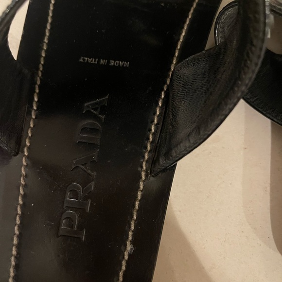 Black/Brown Prada Flip Flops - Picture 4 of 6
